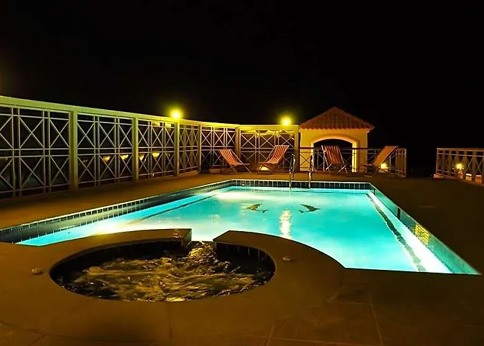 One Bedroom Sea View In Lilly 4*